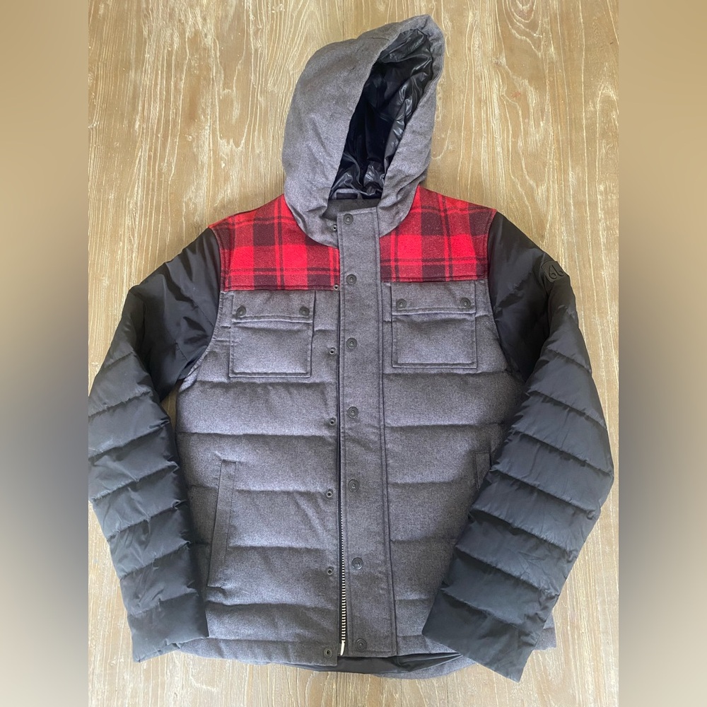 Men’s “Taylor Quilted” Moose Knuckles Winter Jacket Size Small